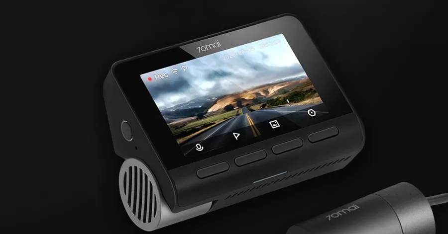 Внешний вид видеорегистратора Xiaomi 70Mai Dash Cam 4K A800S 