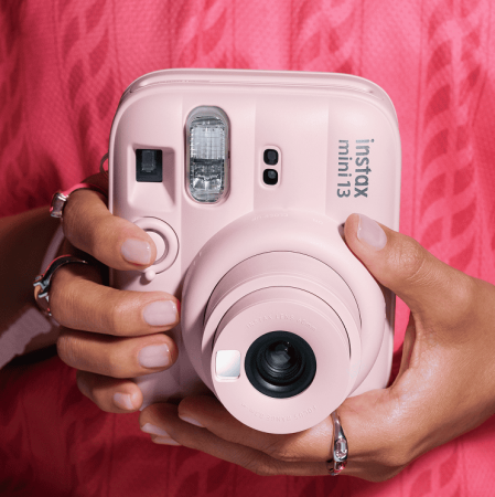 Фотоаппарат моментальной печати Fujifilm Instax Mini 13 Candy Pink розовый